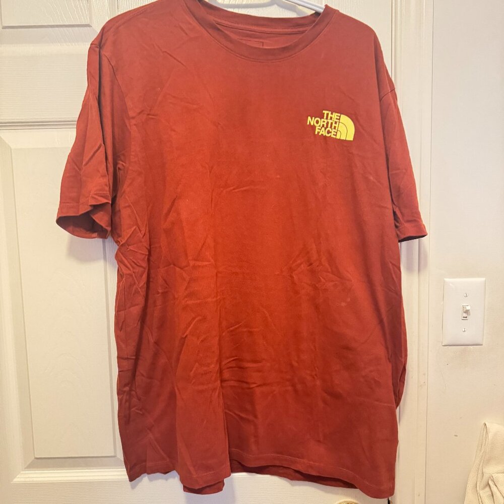 The North Face T Shirt - XL - Rust Colour